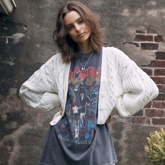 Cable Knit Cardigan Sweater 